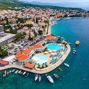 Hotel Millenium Deluxe, Selce